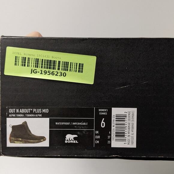 Sorel Out N About Plus Mid Booties, Green Suede, Women's 6 M - Picture 7 of 7